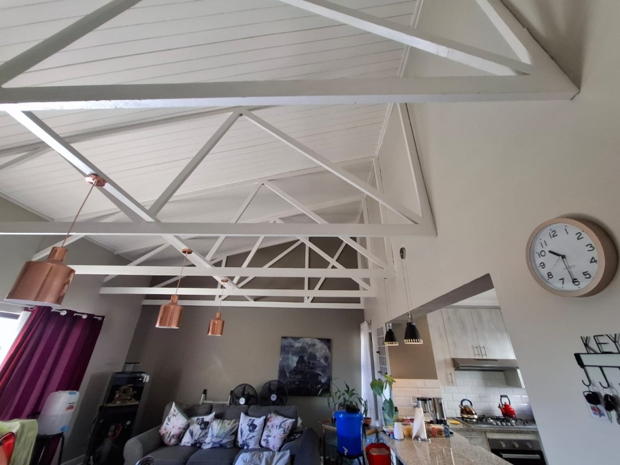 2 Bedroom Property for Sale in Groenvlei Sh Free State